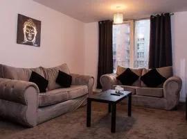 Luxury 2BR Near MCR City and Etihad Stadium