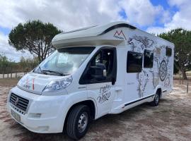 Explorer the World, Glampingunterkunft in Atalaia