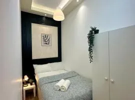 Nomad Partition Room in Barsha Heights 3 mins to ICM Metro