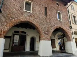 Alice Apartments