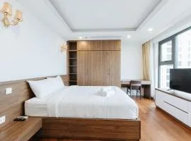 D’Leroi Soleil - Westlake Suite & Apartment