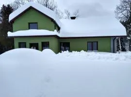 Domek w górach pod Rysianką