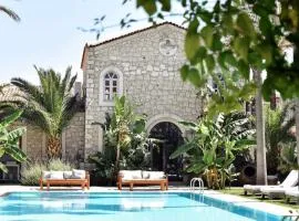 Manastir Alacati Hotel