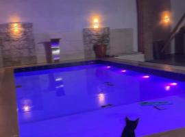 POUSADA e HOTEL FLORESTA AMAZ&Ocirc;NICA, caba&ntilde;a en Nova Empr&ecirc;sa