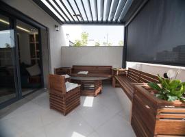 Jullanar 4 โรงแรมในCharf