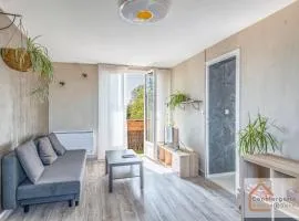 Jolie T3 50m² (+-), balcon, parking, commodités