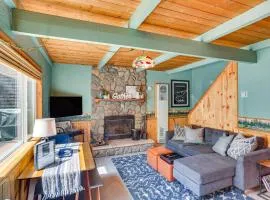 1 Mi to Snow Summit: Big Bear Lake Cabin!