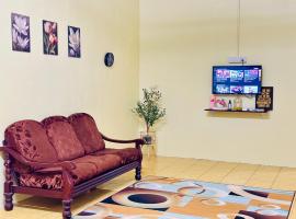 Homestay IKS, ξενοδοχείο σε Kampong Parit Baharu