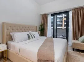Cozy Studio in Azizi Riviera - Dubai