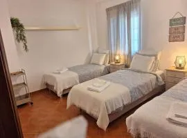 Nature House Almograve- Triple room with terrace and shared bathroom - Fishermen's Trail