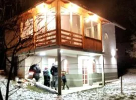 Cottage Eminem with garden and view of Sarajevo