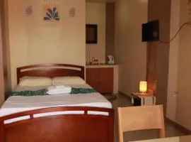 Jo-Cris Apartelle