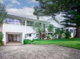 The Pines- Eco Beach House