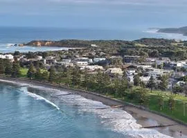 Cosy Esplanade Unit 8 Steps to Beach & Cafes