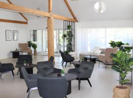 Hotel Traneparken, hotel com estacionamento em Nykobing Mors