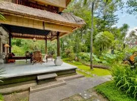 Isvara 1 BR Junior Suite ZN235