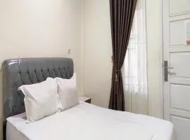 RedDoorz Syariah at Khalifi Guest House Padang
