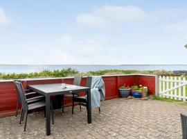 2 Bedroom Cozy Home In Esbjerg V, hotell i Esbjerg