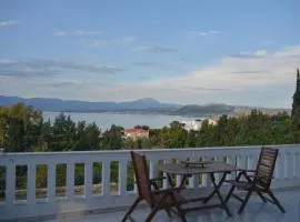 Caecilia & Lawrence Villa