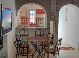 Charmant appartement avec une touche d'architecte, ξενοδοχείο σε Triffa