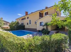 Holiday Home Jakov by Interhome