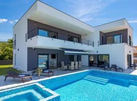 Awesome Home In Crikvenica With Sauna