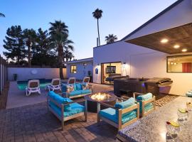 Sunset - Private Pool & Spa - Walk to Old Town, hotel v destinaci Marco Island