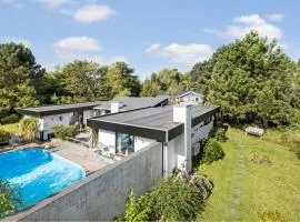 Amazing Home In Sjællands Odde