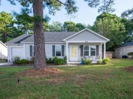 Pets Allowed 20 minutes from the beach