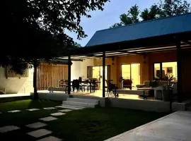 Rock Fig Villa