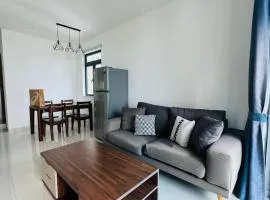 Seaview 2B1R 3pax Condo Forest City 3E-2216