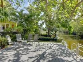 Waterfront Studio Less Than 1 Mi to Downtown Bradenton!