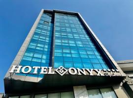 ONYX by luna, hotel v destinaci Oran
