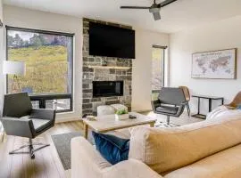 Mtn-View 'Slopeside Chalet' in Granby Ranch!