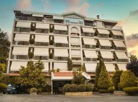 Merry Land Hotel