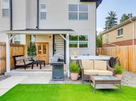 Hot Tub and Mtn-View Rooftop Deck Golden Home