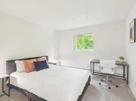Midtown 3402i Cozy & Comfy I Free Parking