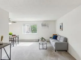 Midtown 3605i Cozy & Comfy I Free Parking