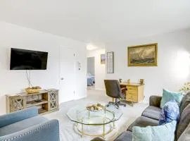 8 Mi to Downtown Denver WFH-Friendly Aurora Home!