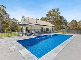 Bush Retreat With Private Pool