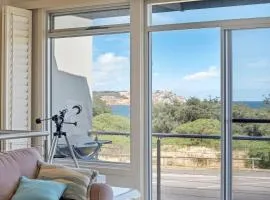6-35 Esplanade - Beachfront - No Linen Included