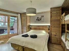 ARC 1950, Appartement 6 couchages, Exposition Ouest, Vue Col des Frêtes, Sauna Hammam Jacuzzi Piscine Vue MontBlanc