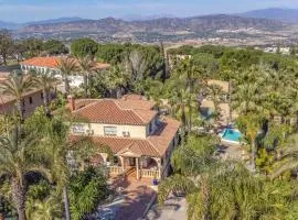 Beautiful Home In Alhaurin De La Torre