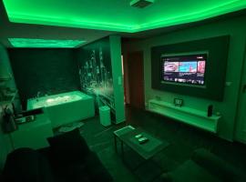 Apartman S&V 2 Istocno Sarajevo Lukavica sa Jacuzzi Lux Spa Hilandarska Centar, hotel a Lukavica