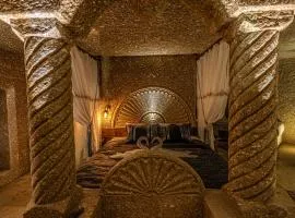 Zümrütü anka cave