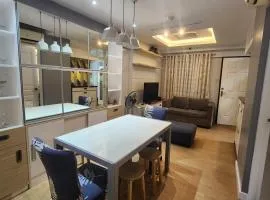 Accolade Place - DMCI
