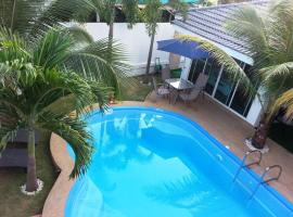 Coconut Palms &ndash; hotel z parkingiem 