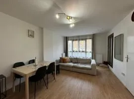 Cosy flat at Saint Denis near the Basilique and the metro