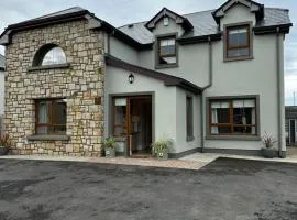 54 Stracomer Hill Bundoran