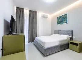Summer Hotel